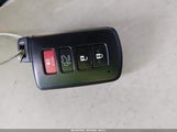 Toyota Rav4 Xle JTMWFREV5JJ187071 photo