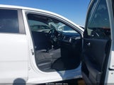 Kia Rio S 3KPA24AD7NE478857 снимка