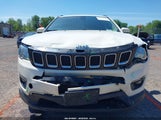 Jeep Compass Latitude 4X4 3C4NJDBB9MT557474 fotografie
