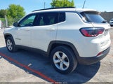 Jeep Compass Latitude 4X4 3C4NJDBB9MT557474 fotografie
