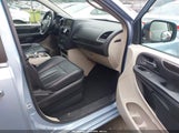 Chrysler Town & Country Touring 2C4RC1BG9GR132592 снимка