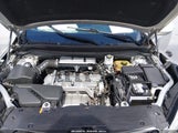Buick Envision Fwd Essence LRBFXCSA3KD025787 fotografie