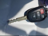 Toyota Corolla Le 2T1BURHE9EC020570 снимка