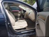 Audi A4 2.0T Premium WAUDFAFL9BN012187 снимка