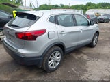 Nissan Rogue Sport S JN1BJ1CR1HW122660 fotografie