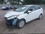 Ford Fiesta S 3FADP4AJ1KM132511 снимка