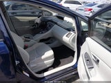 Toyota Prius Three JTDKN3DU1D0352003 fotografie