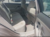 Toyota Camry Le 4T1BE46K17U652778 снимка