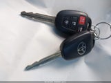 Toyota Corolla Le 2T1BURHE5JC017577 снимка