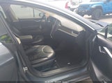Tesla Model S P85 5YJSA1H12EFP42417 fotografie