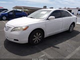 Toyota Camry Le 4T1BE46K77U582851 снимка