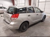 Toyota Matrix Standard 2T1KR32E73C052261 снимка