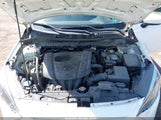 Toyota Yaris Le 3MYDLBYV9KY517439 photo