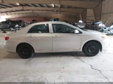 Toyota Corolla L 5YFBU4EE3DP147983 fotografie