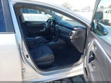 Toyota Corolla S Plus 5YFBURHE4FP330272 снимка
