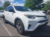 Toyota Rav4 Le JTMBFREV5HJ130992 снимка