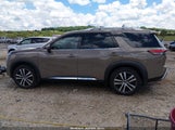Nissan Pathfinder Platinum Fwd 5N1DR3DG0RC296130 fotografie