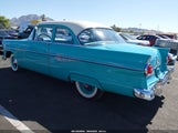 Ford Sedan U5RG184389 снимка