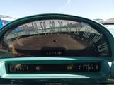 Ford Sedan U5RG184389 снимка