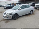 Toyota Corolla Le 2T1BU4EE9CC775805 fotografie