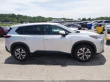 Nissan Rogue Sv Fwd 5N1BT3BA4NC679120 снимка