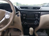 Nissan Rogue Sv 5N1AT2MV4EC766151 fotografie