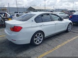 BMW 320I WBA3B1G50FNT06199 fotografie