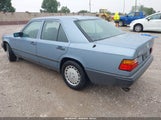 Mercedes-Benz 260 E WDBEA26D6KA994299 снимка