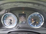 Toyota Corolla Le 2T1BURHE9KC204743 photo