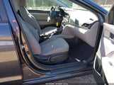 Hyundai Elantra Se 5NPD74LF5LH612934 photo