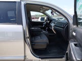 Toyota Tundra Sr5 5.7L V8 5TFDW5F17KX852739 fotografie