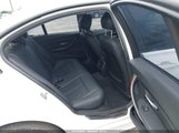 BMW 320I WBA3B1G51FNT07443 снимка