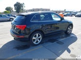 Audi Q5 2.0T Premium WA1LFAFPXCA015541 снимка
