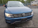 Volkswagen Tiguan 2.0T S 3VV0B7AX7KM053567 fotografie
