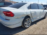 Volkswagen Passat 1.8T Sel/1.8T Sel Premium 1VWCS7A37GC050098 снимка