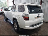 Toyota 4Runner Sr5 Premium JTEBU5JRXJ5532654 fotografie