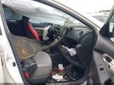 Toyota Matrix 2T1KU40E49C070930 снимка