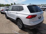 Volkswagen Tiguan 2.0T Se/2.0T Sel/2.0T Sel R-Line/2.0T Sel R-Line Black 3VV2B7AX5KM068870 снимка