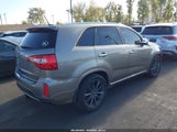 Kia Sorento Limited V6 5XYKW4A71FG637668 photo