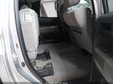 Toyota Tundra Grade 5.7L V8 5TFRY5F17AX078118 fotografie