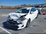 Toyota Corolla Le 2T1BURHE6JC121351 снимка