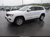 Jeep Grand Cherokee Laredo E 4X4 1C4RJFAG5JC381427 fotografie