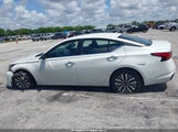 Nissan Altima Sv Fwd 1N4BL4DV4SN308555 photo