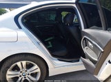 BMW 328I xDrive WBA8E3G59GNU03489 снимка