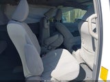 Toyota Sienna Le V6 5TDKK3DCXBS110871 снимка