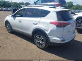 Toyota Rav4 Le JTMBFREV8JJ724319 снимка