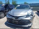 Toyota Camry Le 4T1B11HK9JU634530 снимка