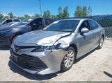 Toyota Camry Le 4T1B11HK9JU634530 photo