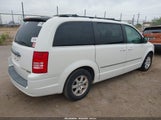 Chrysler Town & Country Touring 2A8HR54129R563104 fotografie