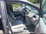 Toyota Sienna Limited V6 7 Passenger 5TDYK3DC5CS221128 снимка